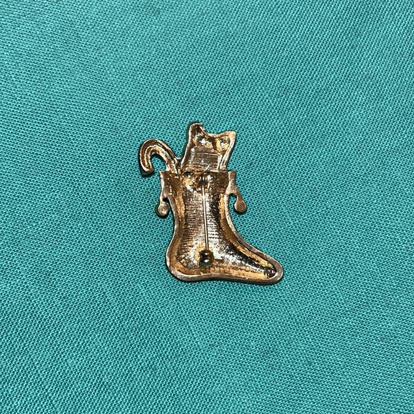 Vintage Christmas Stocking Pin Brooch Broach Women Jewelry‎ Gold - Picture 3 of 3
